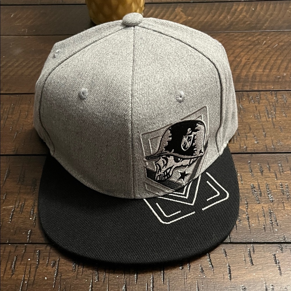 Metal Mulisha Grey and Black snap back